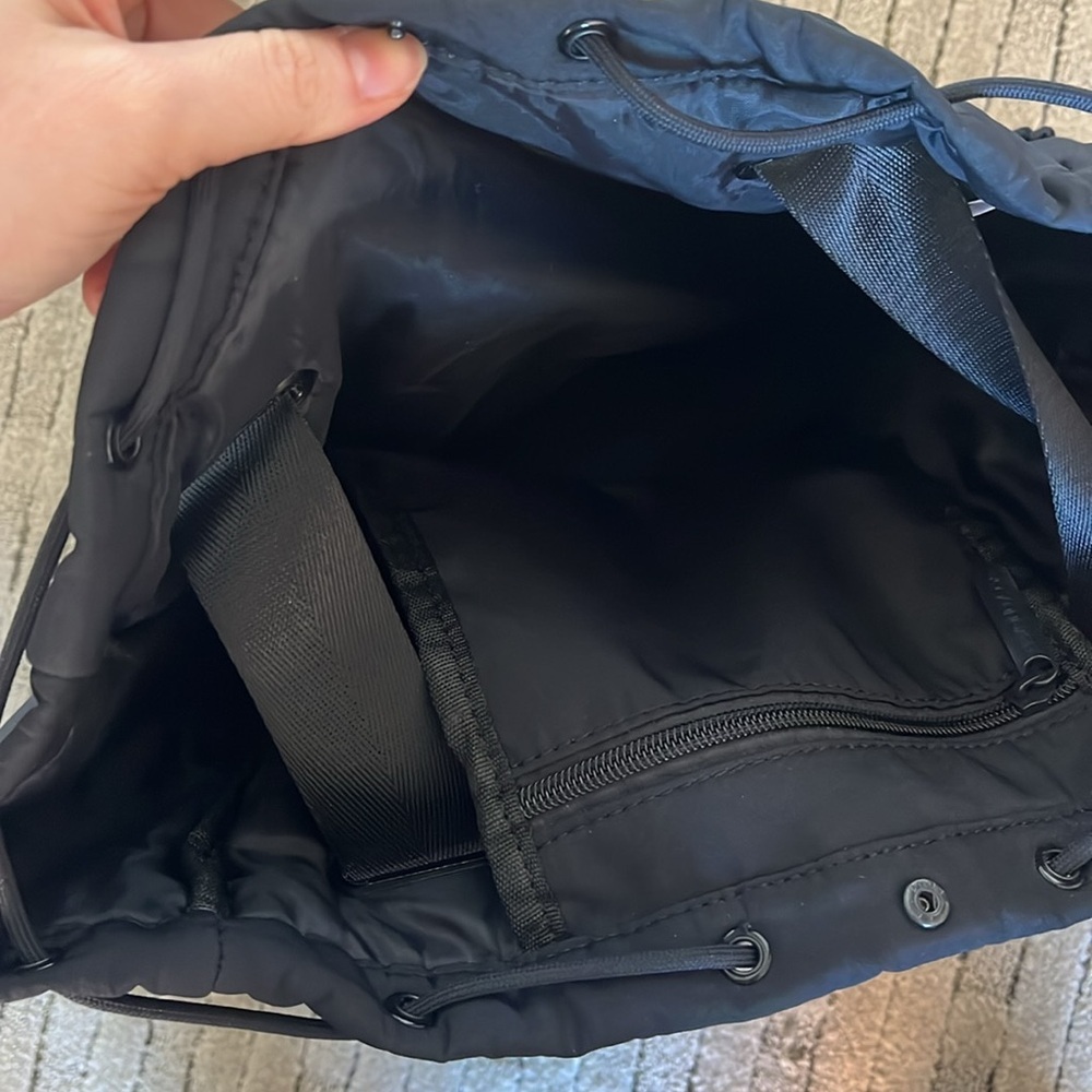 Beyond yoga convertible gym black bag - Picture 6 of 7